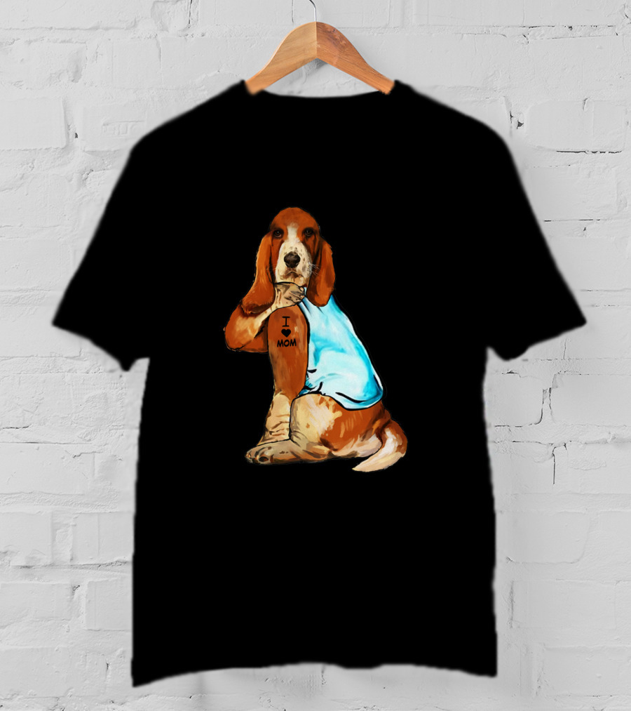 Basset Hound I Love Mom Tattoo Sitting T-Shirt