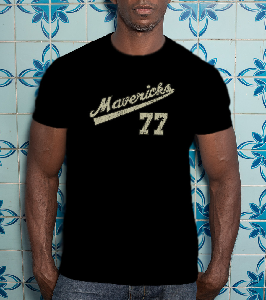 Mavericks 77 Baseball Portland Mavericks T-Shirt