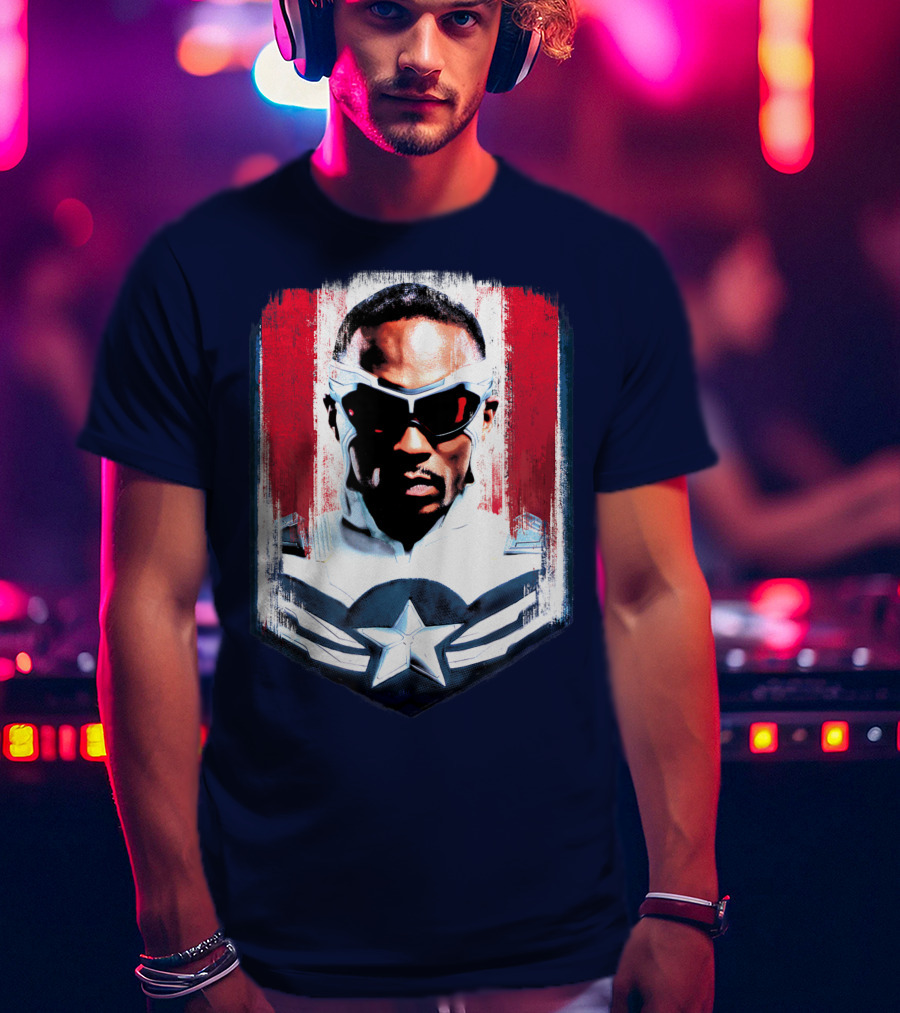 Marvel Captain America Sam Wilson Falcon Soldier Iconic Shield T-Shirt