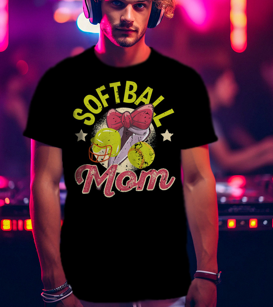 Softball Mom Mother's Day Softball Mama Bow Helmet Ball T-Shirt