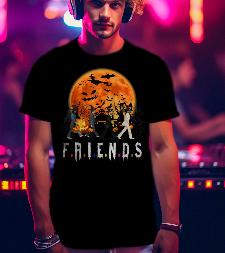 FRIENDS Funnycharacters Halloween Moon Trick Or Treat T-Shirt