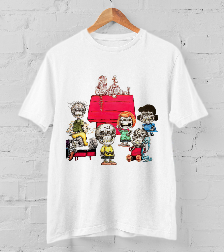 Snoopy Family Halloween Skulls Peanuts Gang T-Shirt
