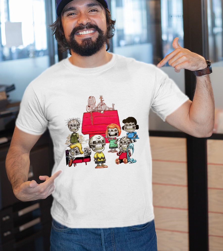 Snoopy Family Halloween Skulls Peanuts Gang T-Shirt