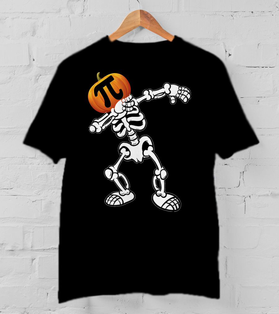 Funny Halloween Skeleton Dabbing Pumpkin Pi Math T-Shirt