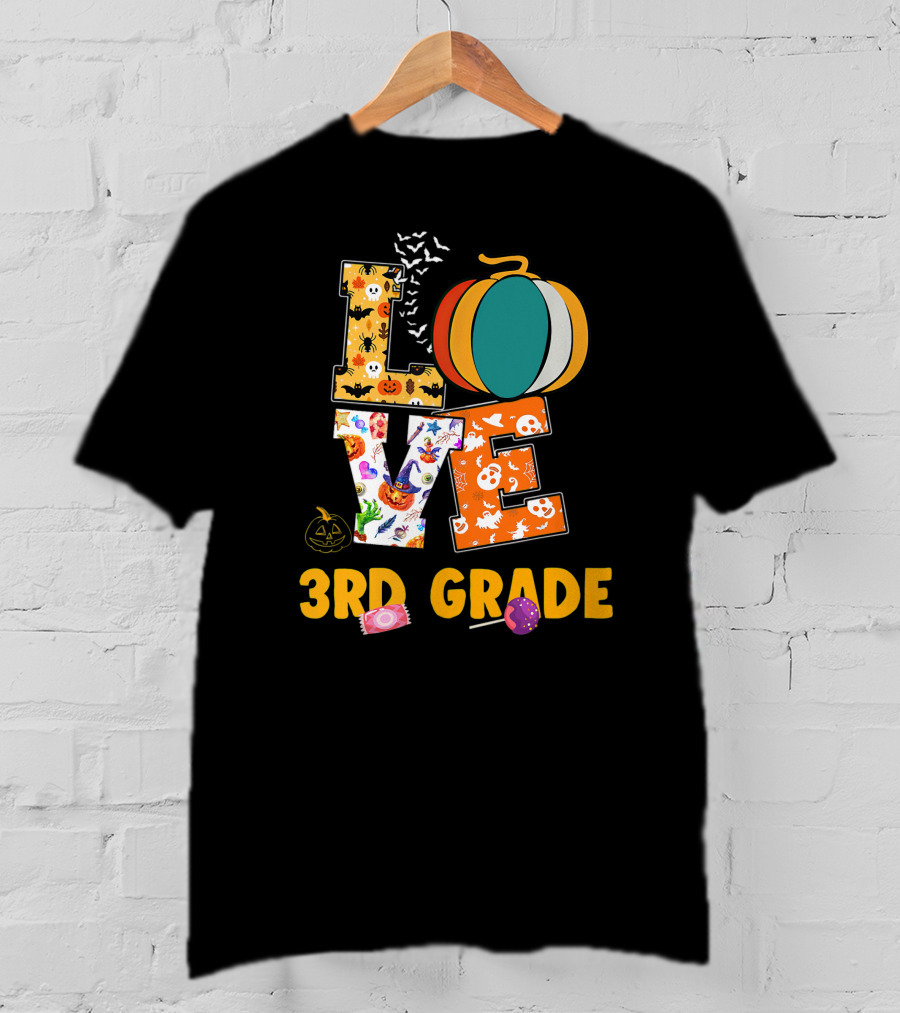 Love Halloween 3rd Grade Teacher T-Shirt