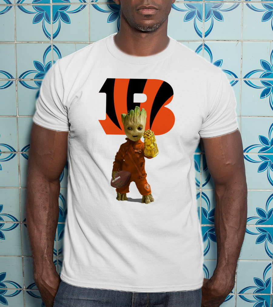 Cincinnati Bengals Groot Holding Football With Infinity Gauntlet T-Shirt