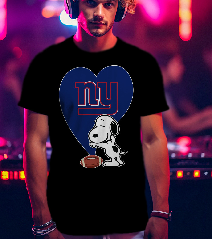 Snoopy Hugging New York Giants Football Heart T-Shirt