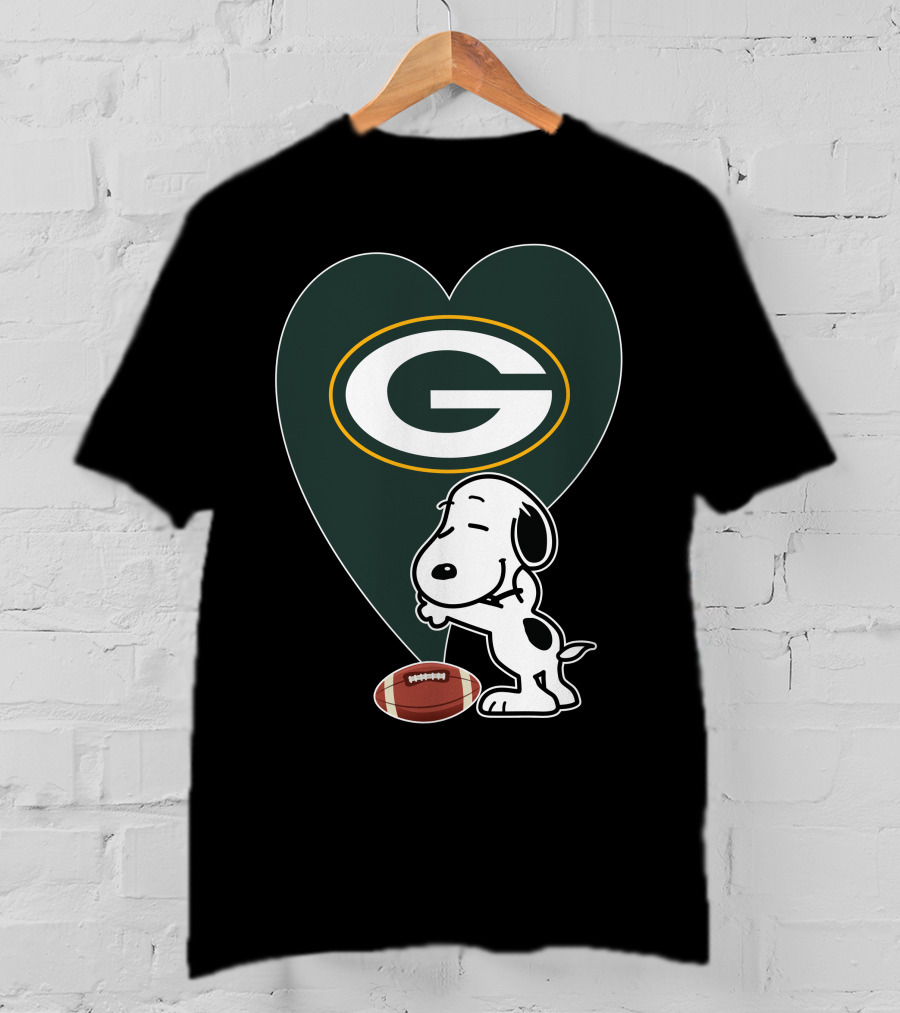 Green Bay Packers Snoopy Heart Football Hug T-Shirt