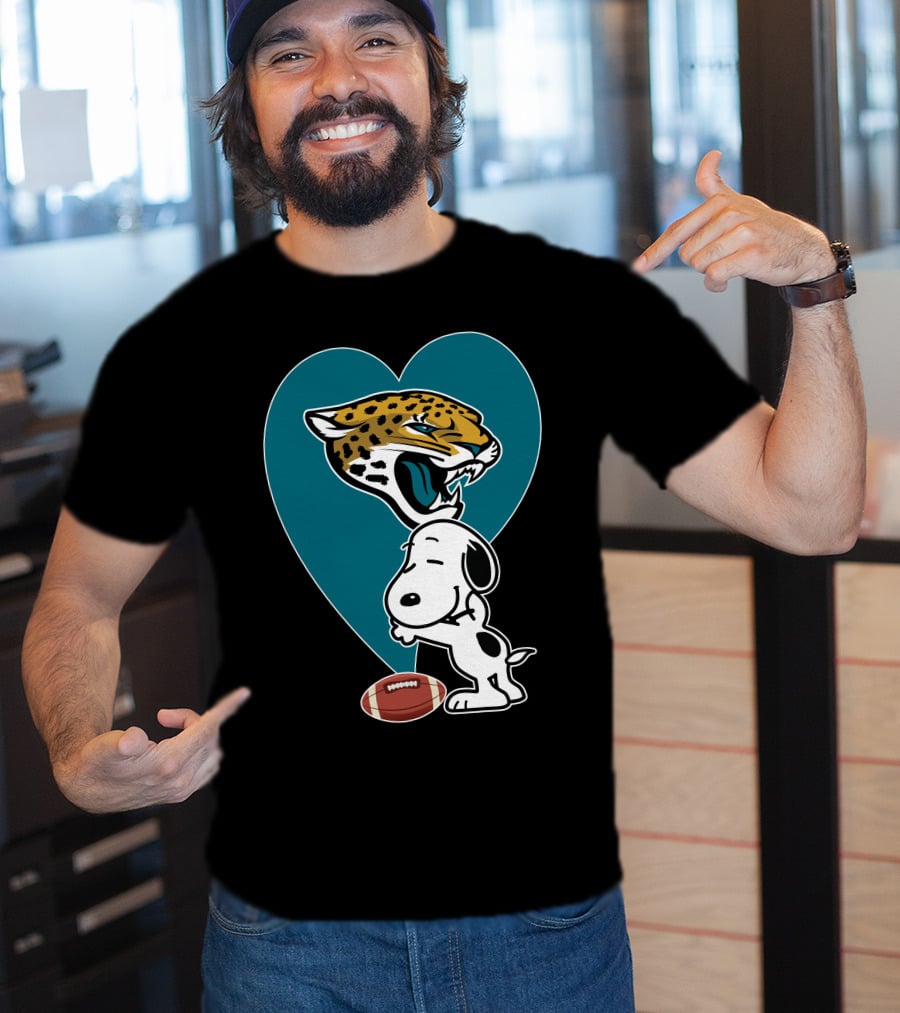 Jacksonville Jaguars Snoopy Heart Football Hug T-Shirt