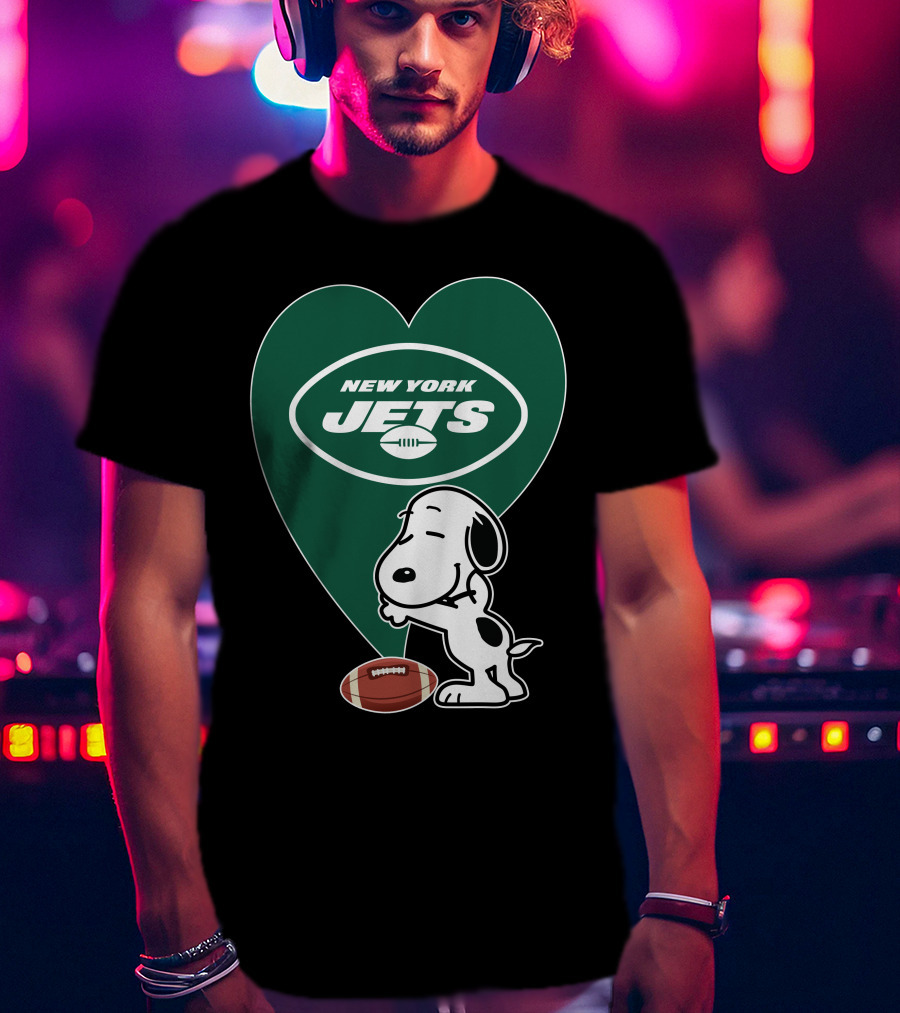 New York Jets Football Heart Snoopy Hug T-Shirt
