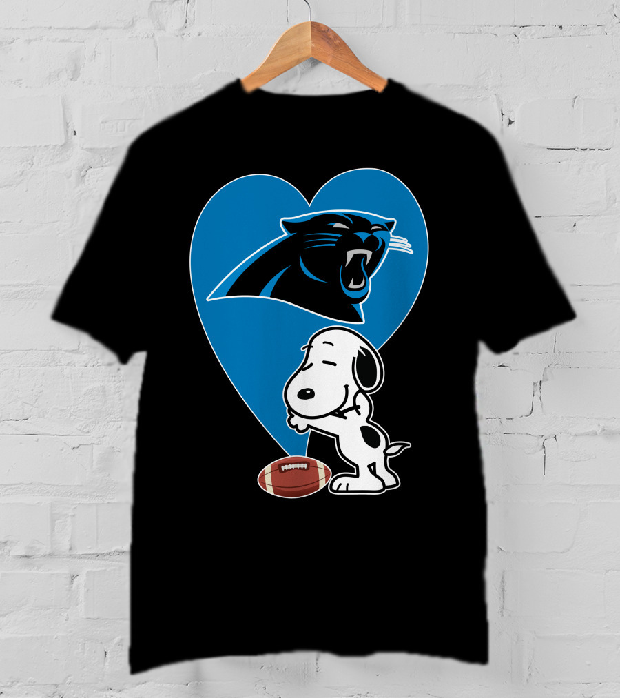 Carolina Panthers Snoopy Football Heart Hug T-Shirt
