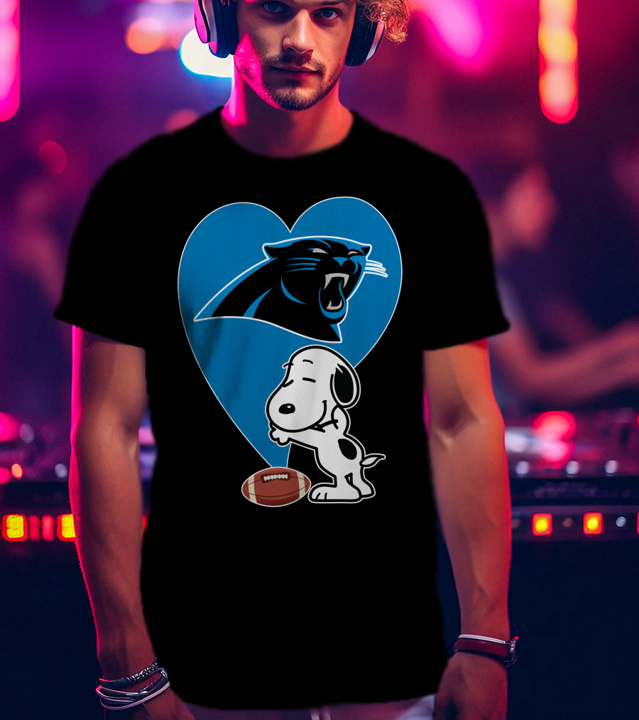 Carolina Panthers Snoopy Football Heart Hug T-Shirt