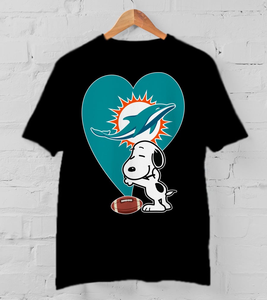 Miami Dolphins Snoopy Heart Hug Football T-Shirt