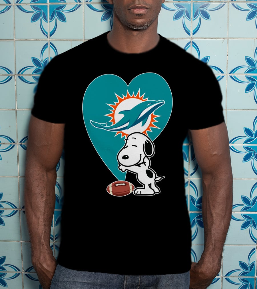 Miami Dolphins Snoopy Heart Hug Football T-Shirt