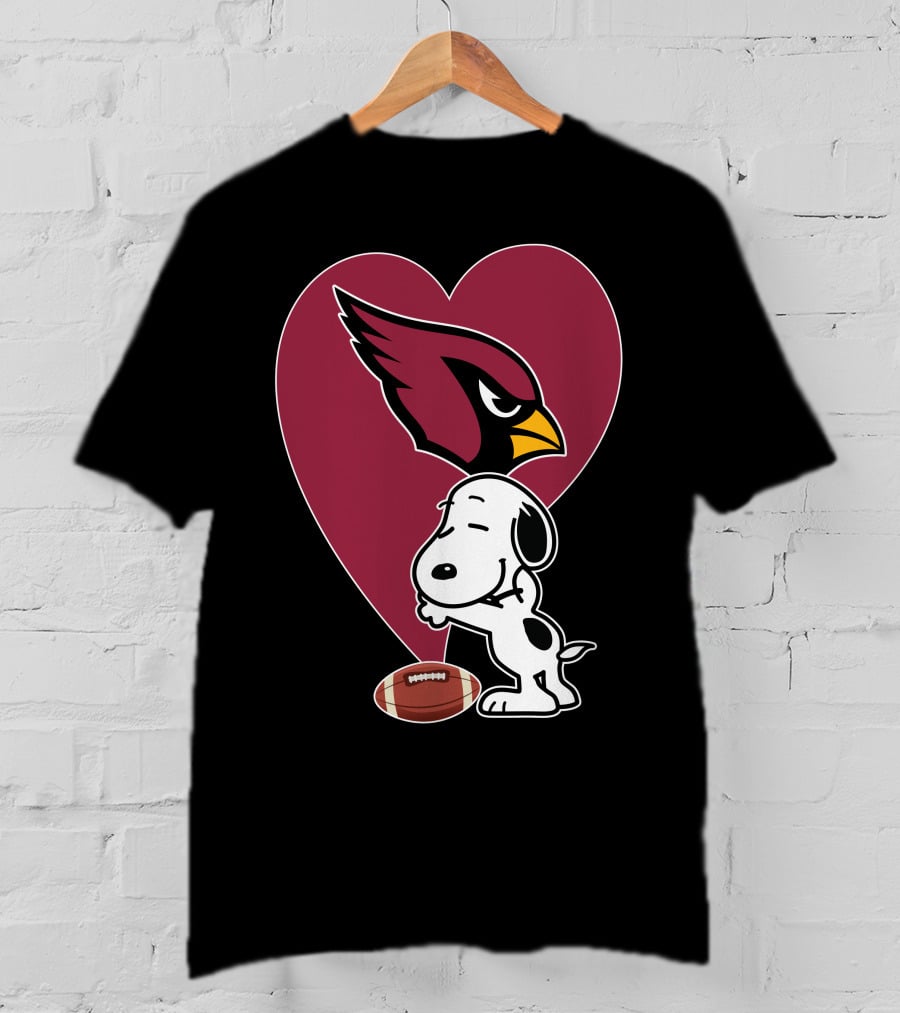 Arizona Cardinals Snoopy Hug Football Heart T-Shirt