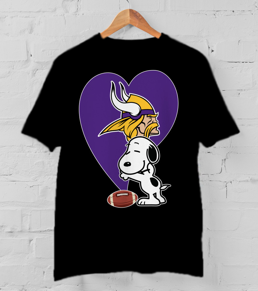 Minnesota Vikings Snoopy Football Heart Hug T-Shirt