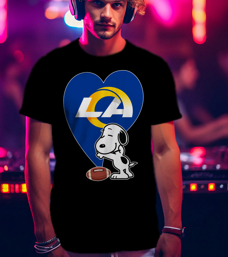 Snoopy Los Angeles Rams Football Heart Hug T-Shirt