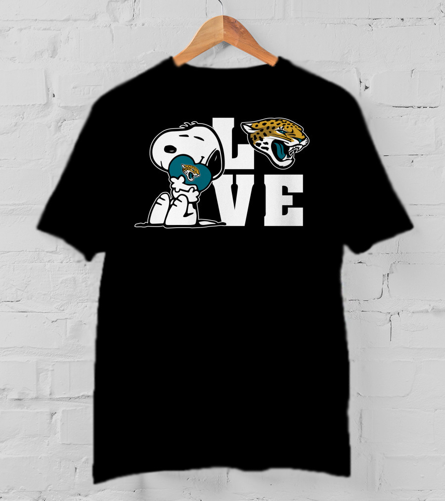 Snoopy Love Jacksonville Jaguars NFL Fan T-Shirt