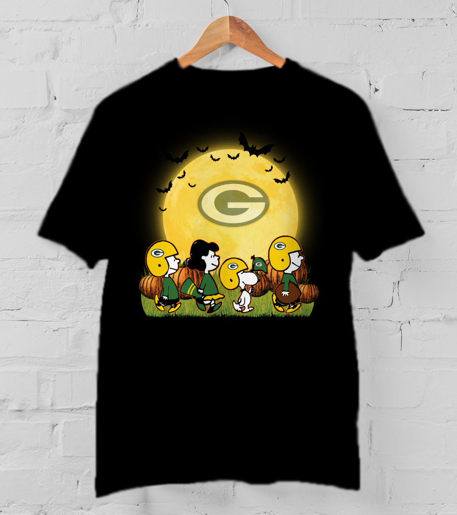 Green Bay Packers Snoopy Halloween Moon Pumpkins T-Shirt