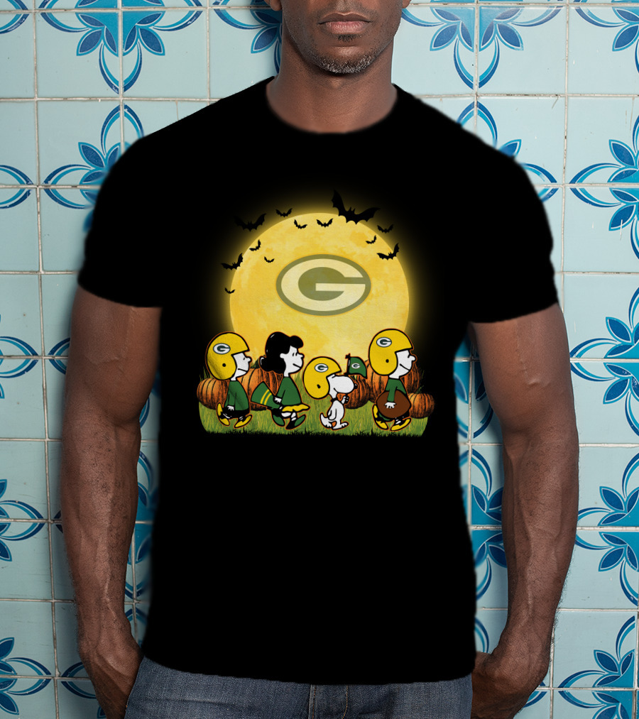 Green Bay Packers Snoopy Halloween Moon Pumpkins T-Shirt