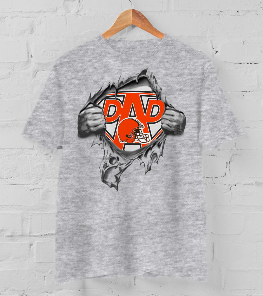Super Dad Cleveland Browns Football Emblem With Ripping Hands T-Shirt