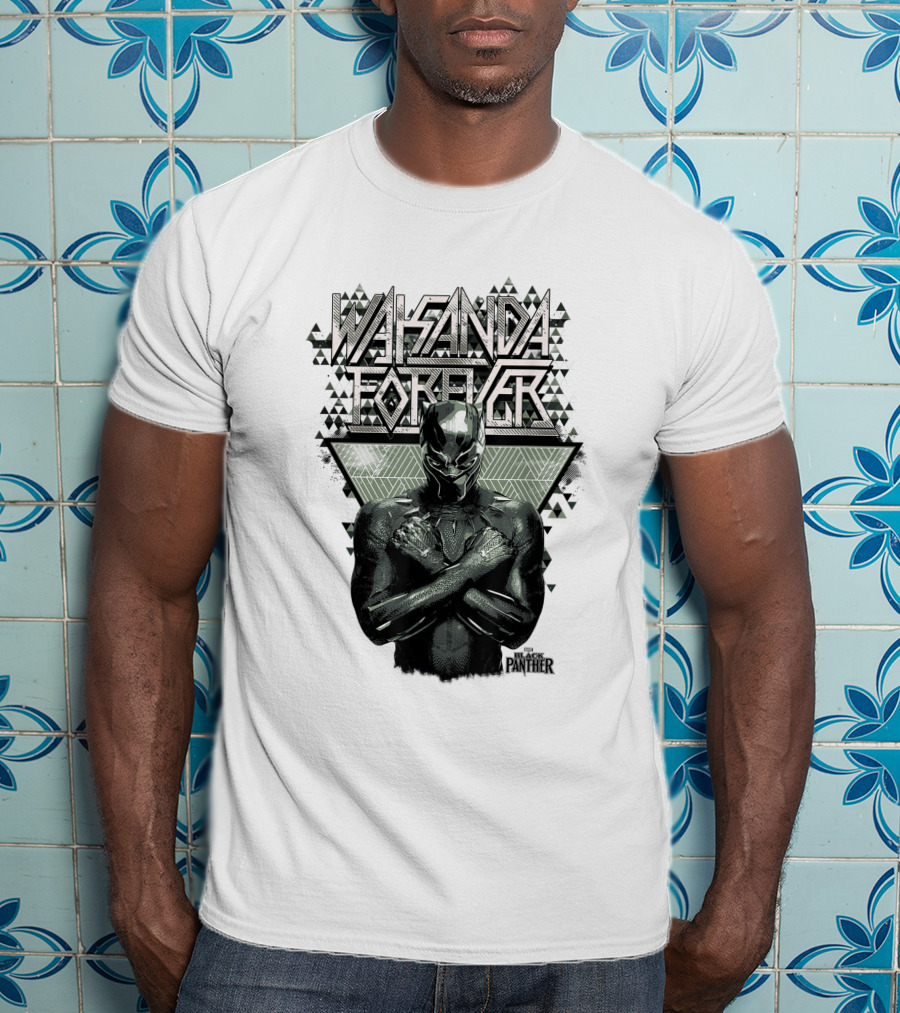 Wakanda Forever Black Panther Marvel Prism Patterned T-Shirt