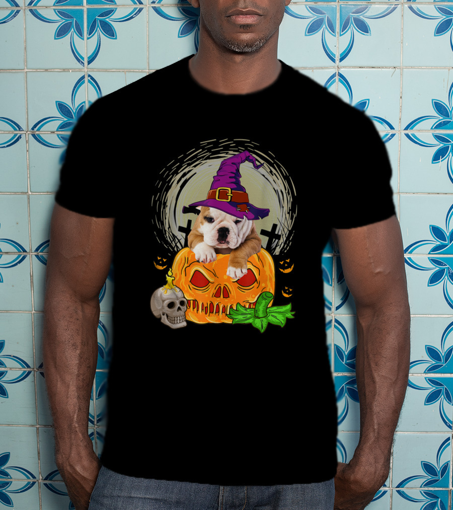 Cute English Bulldog Witch On Skull Pumpkin T-Shirt