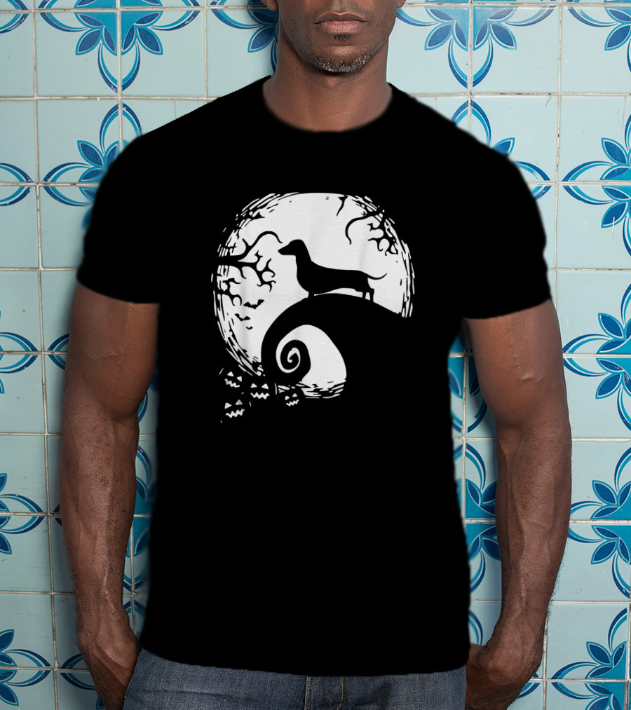 Dachshund Moonlit Halloween Scene For Dachshund Lovers T-Shirt