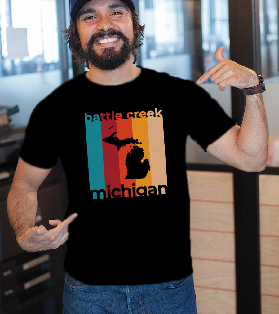 Battle Creek Michigan Michigan Silhouette Retro Stripes T-Shirt