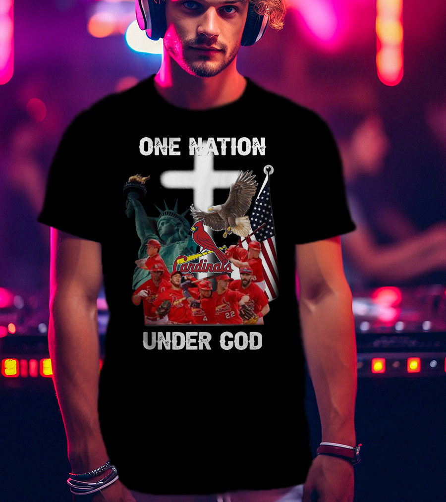 St Louis Cardinals One Nation Under God Liberty Statue Eagle Flag T-Shirt