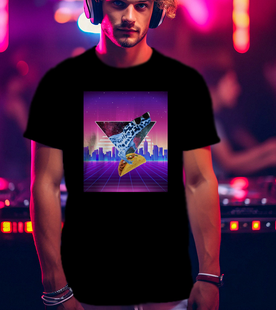 Aesthetic Synthwave Leopard Gecko Taco In Retro Urban Skyline T-Shirt