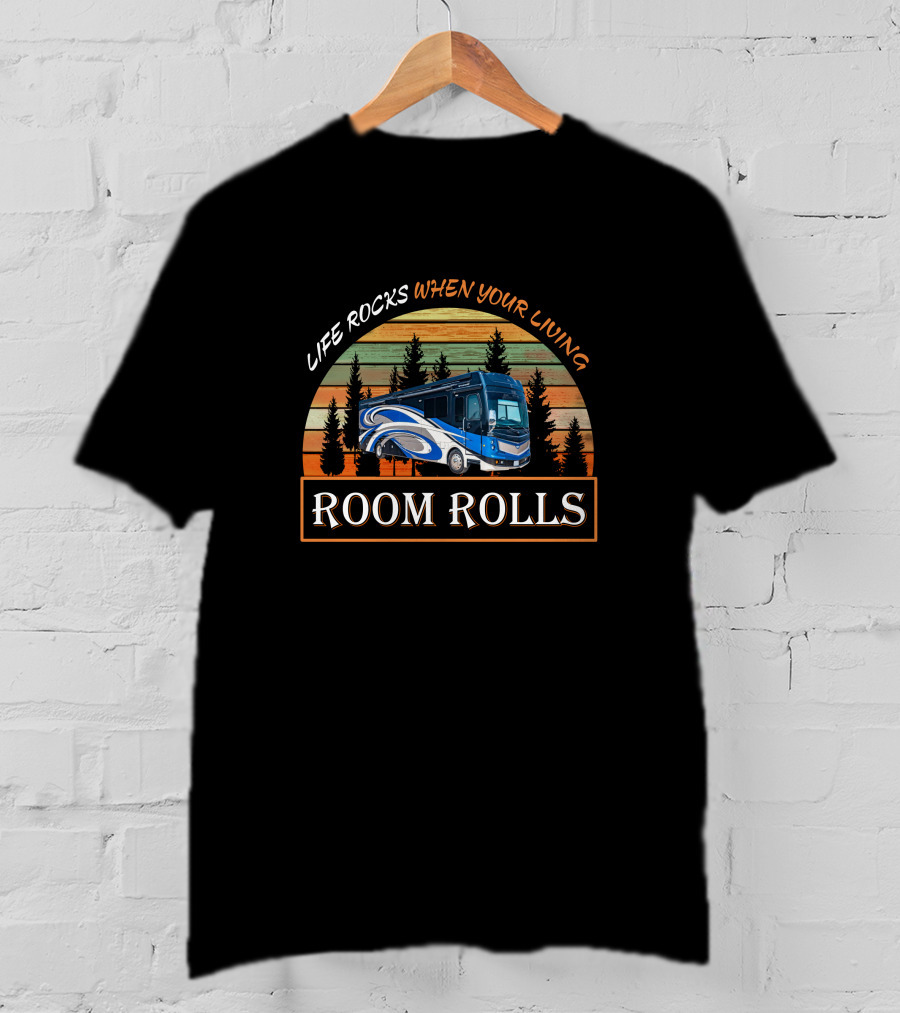 Life Rocks When Your Living Room Rolls Fleetwood Discovery 30D T-Shirt