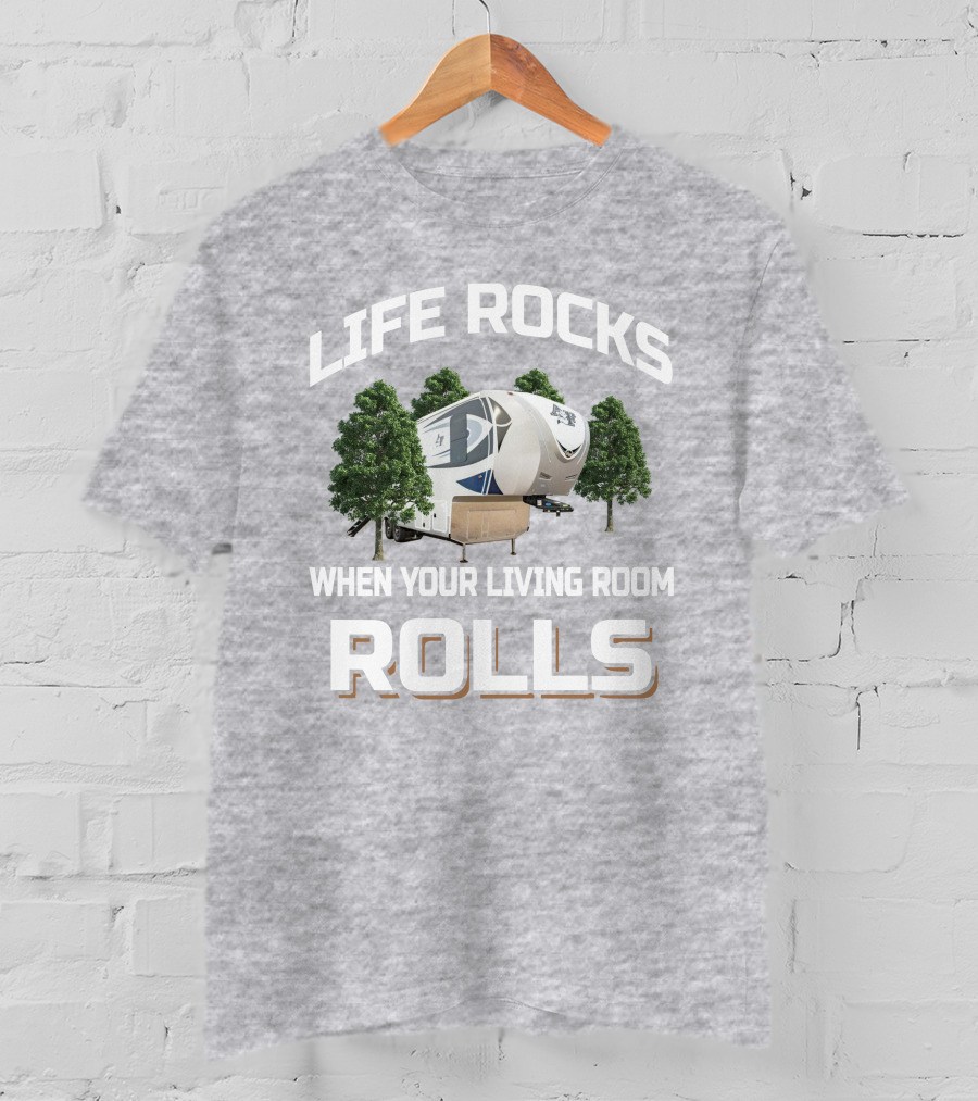 LIFE ROCKS WHEN YOUR LIVING ROOM ROLLS Arctic Fox 29 T-Shirt
