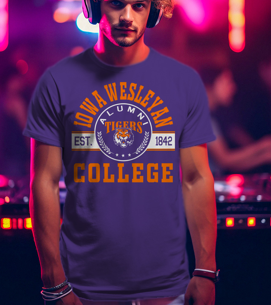 Iowa Wesleyan College Alumni Tigers Est. 1842 T-Shirt