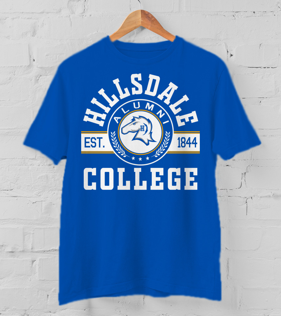 Hillsdale College Alumni Est. 1844 Horse Emblem Blue Background T-Shirt