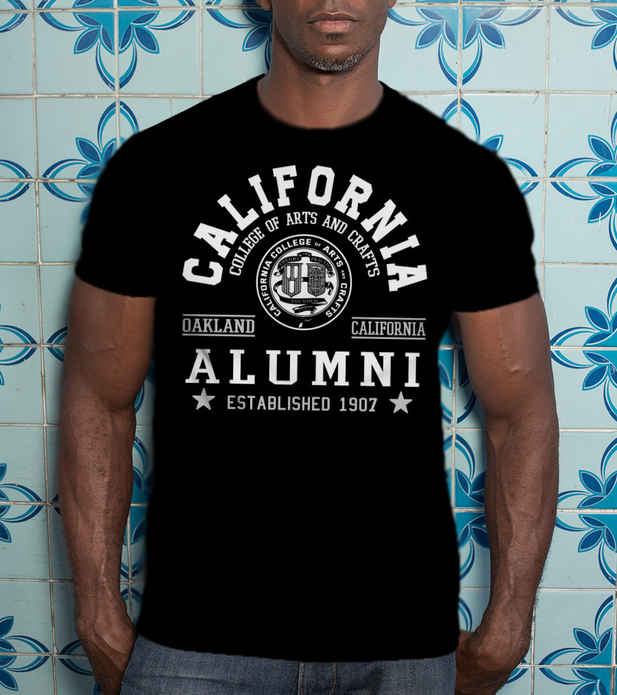 California College Of Arts And Crafts Oakland Alumni Established 1907 T-Shirt