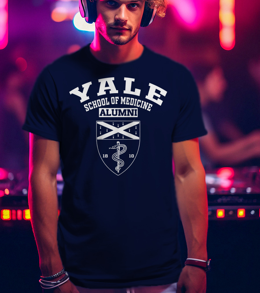 Yale School Of Medicine Alumni 1810 Emblem T-Shirt