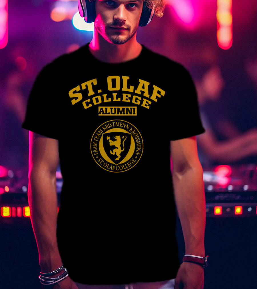 St. Olaf College Alumni Fram Fram Kristmenn Krossmenn Lion Seal T-Shirt