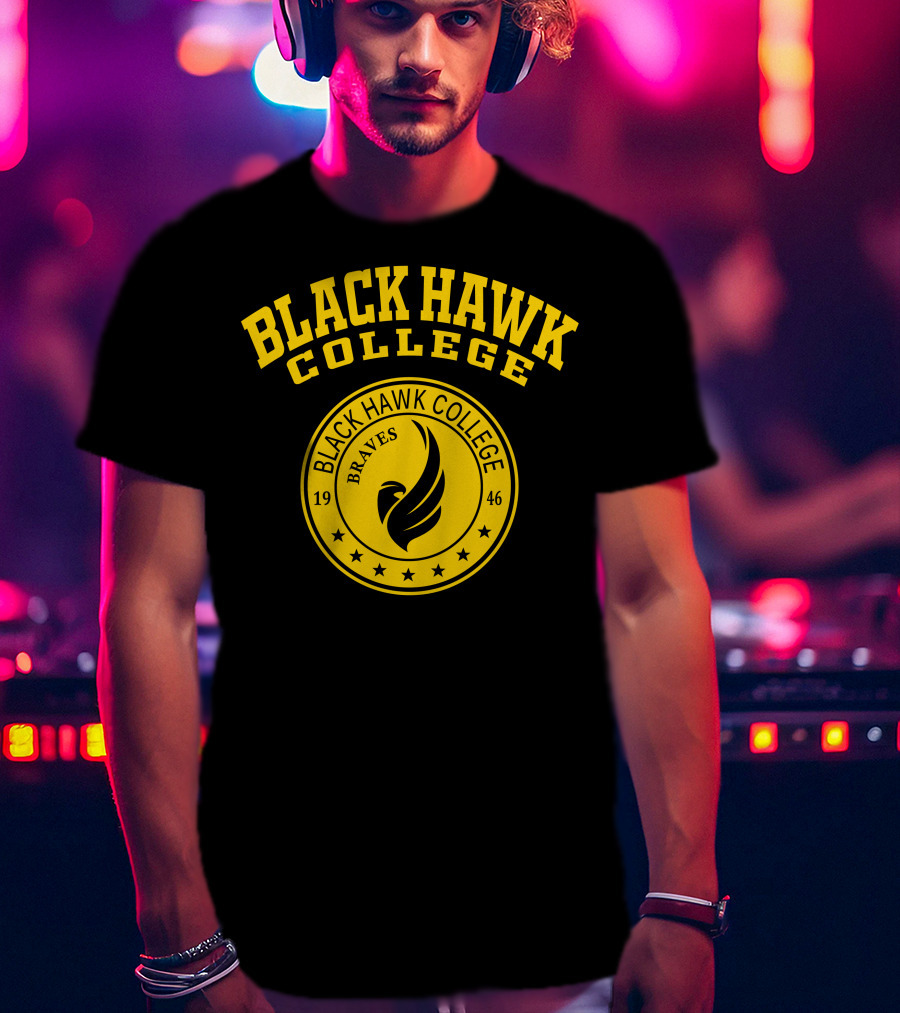BLACK HAWK COLLEGE BRAVES 1946 STAR CREST T-Shirt
