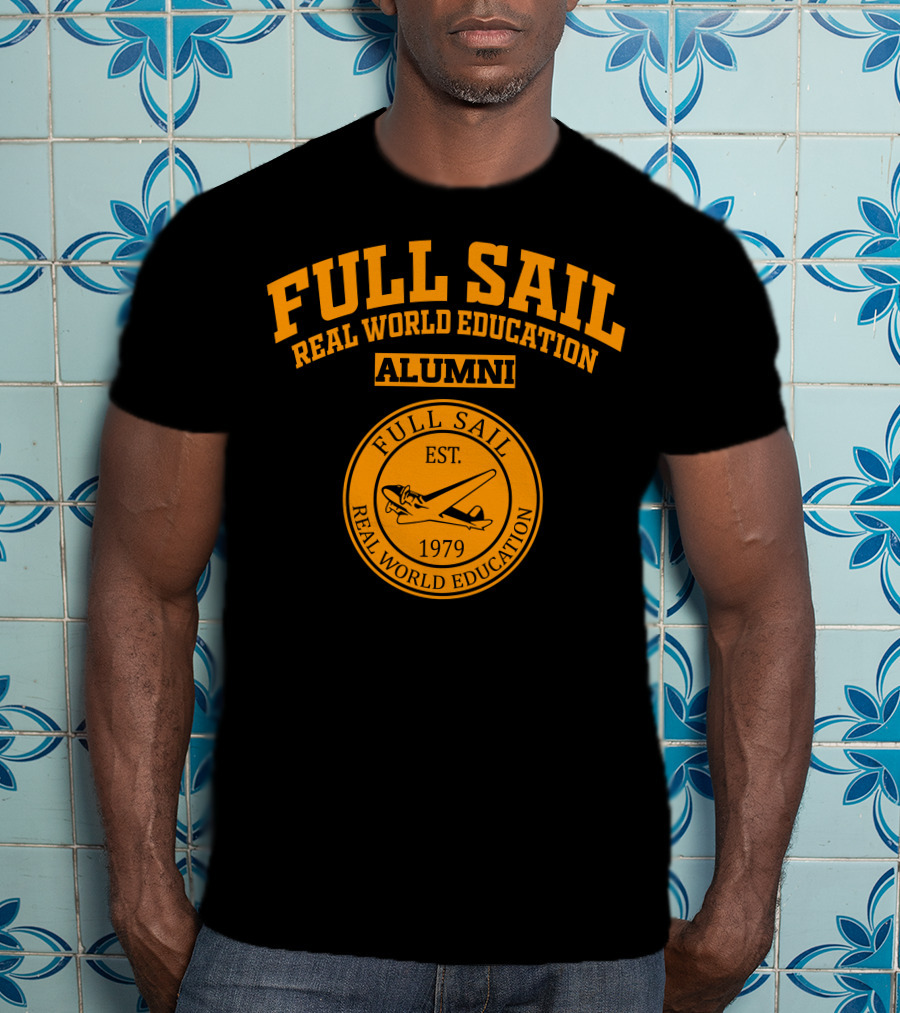 Full Sail Real World Education Alumni Est. 1979 T-Shirt