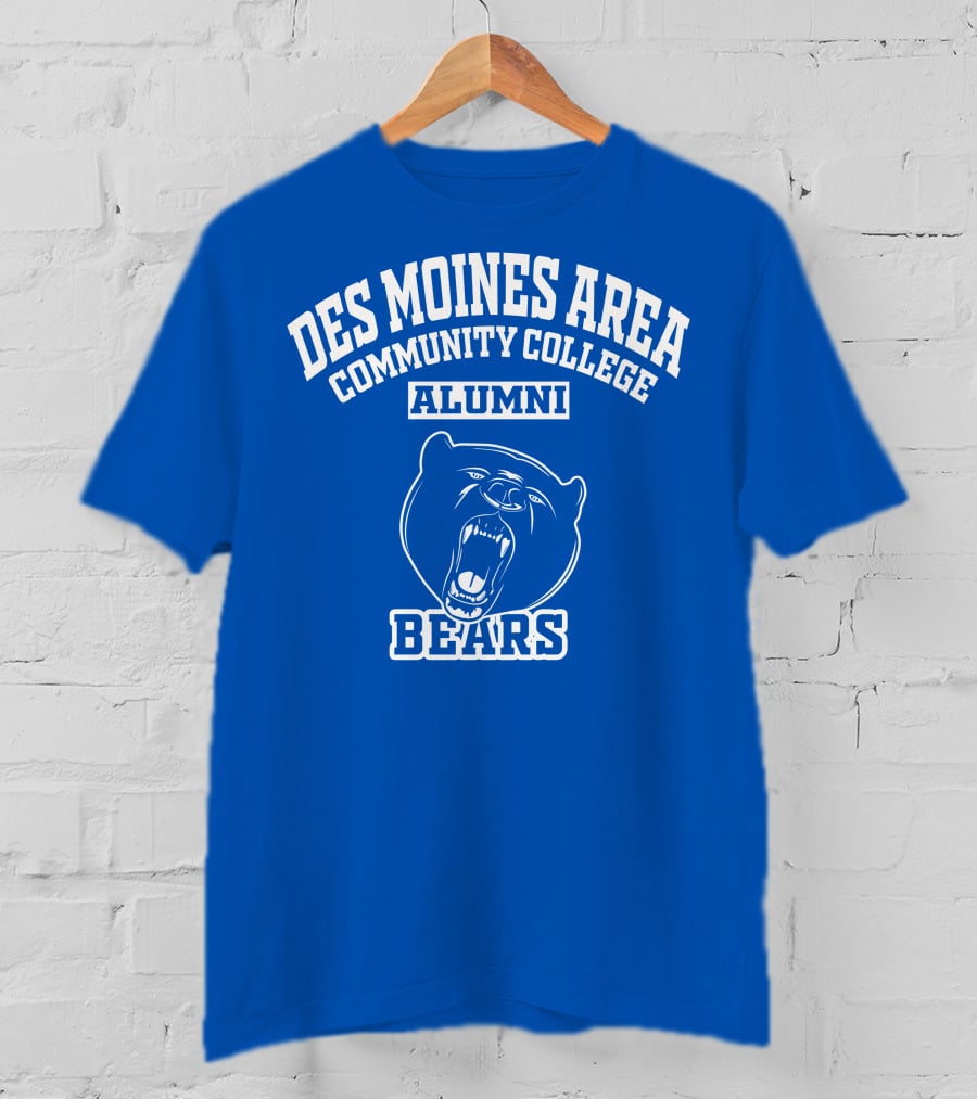 Des Moines Area Community College Alumni Bears T-Shirt
