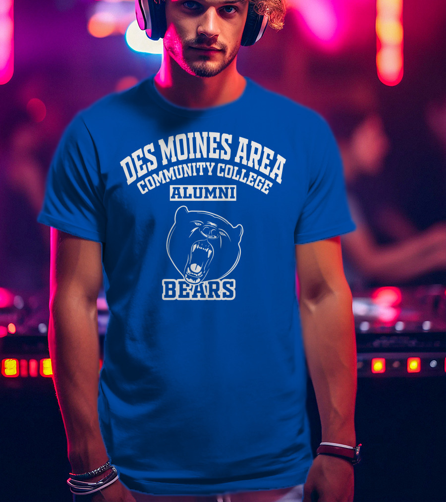 Des Moines Area Community College Alumni Bears T-Shirt