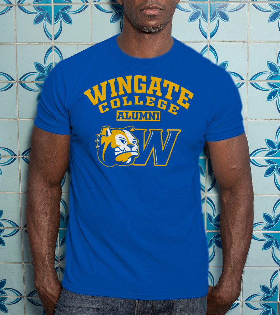 Wingate College Alumni Bulldog Mascot W T-Shirt