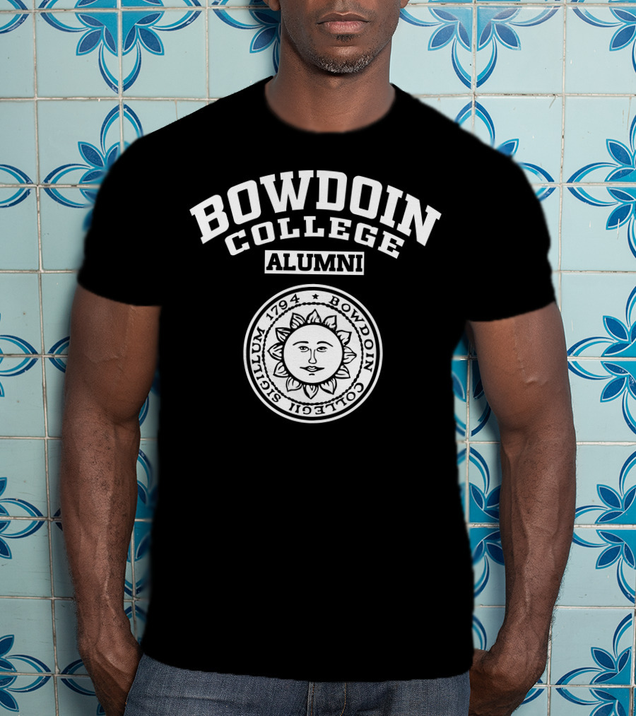 BOWDOIN COLLEGE ALUMNI 1794 SIGILLUM T-Shirt