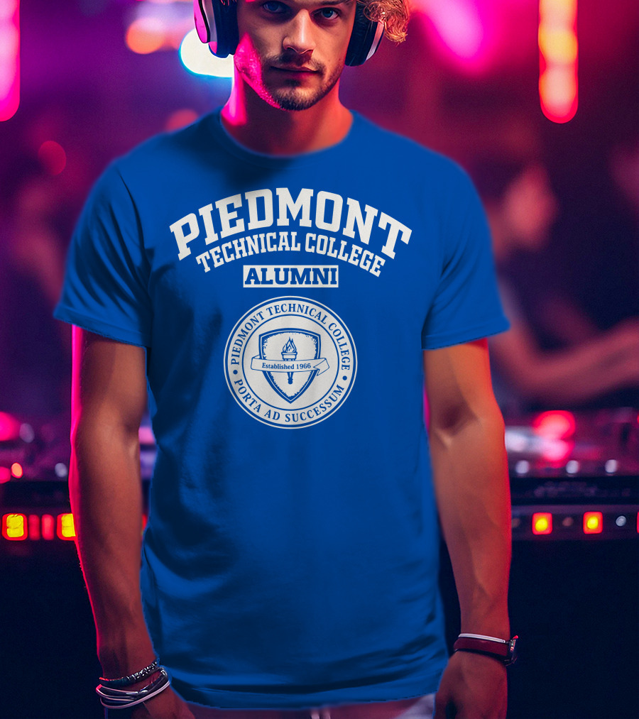 Piedmont Technical College Alumni Established 1966 Porta Ad Successum T-Shirt