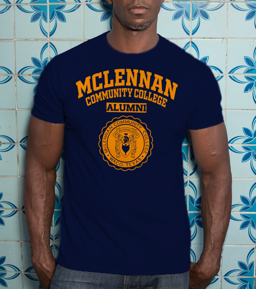 Mclennan Community College Alumni Waco Texas Seal Hoc Majorum Virtus T-Shirt