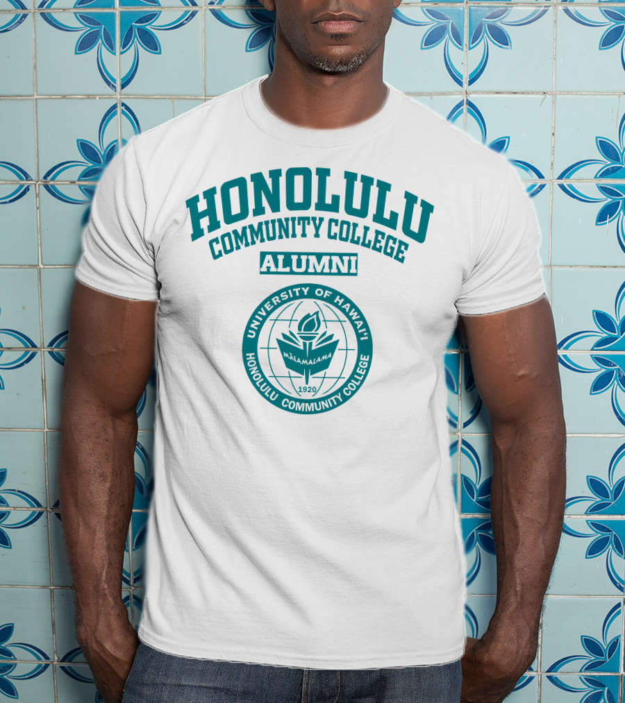 Honolulu Community College Alumni University Of Hawai'i Mālamalama 1920 T-Shirt