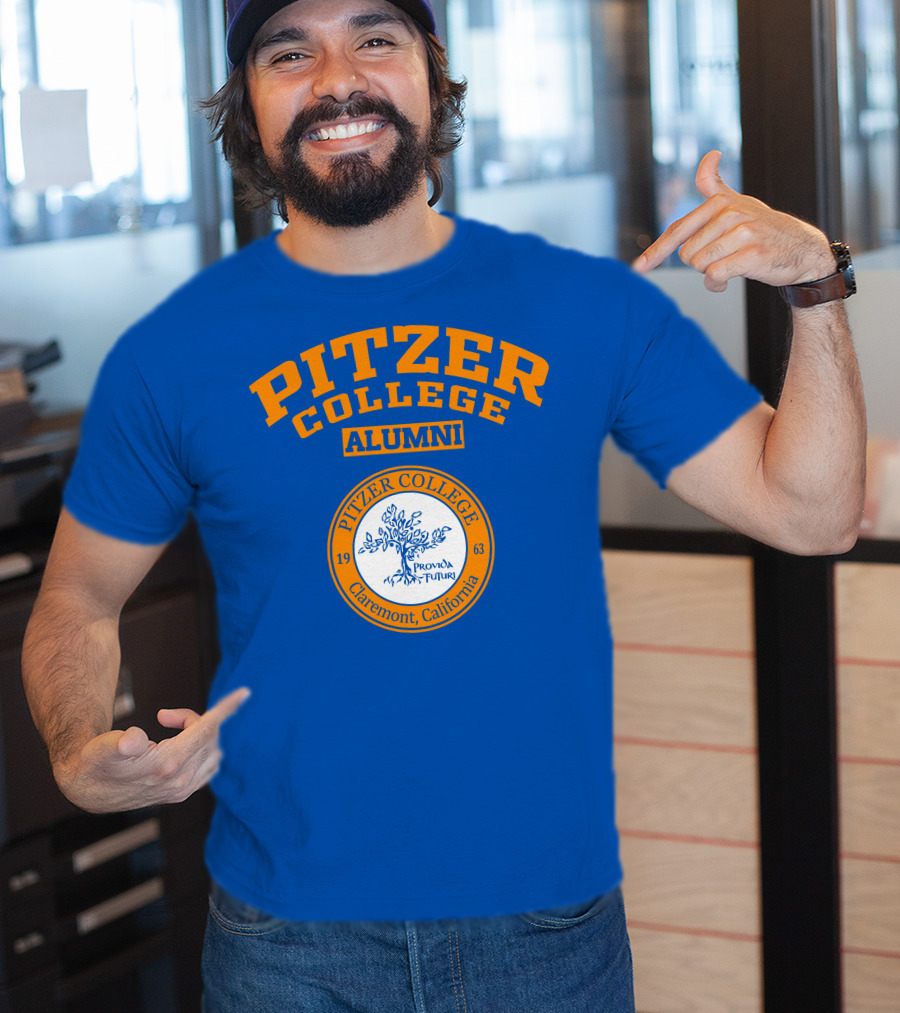 Pitzer College Alumni Claremont California Provida Futuri 1963 T-Shirt
