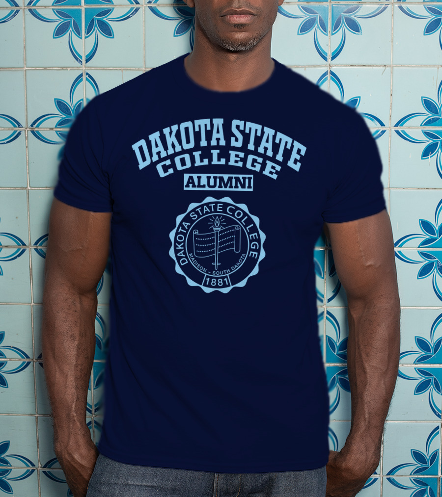 Dakota State College Madison South Dakota Alumni 1881 T-Shirt