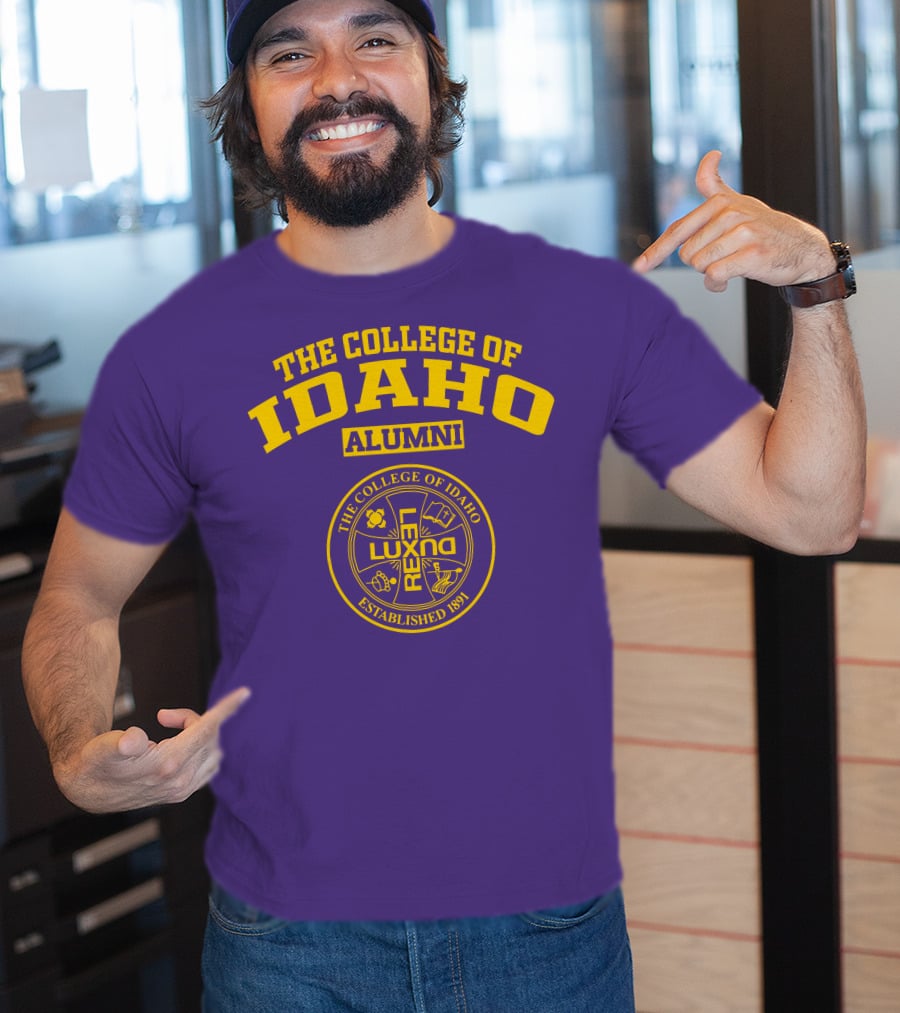 The College Of Idaho Alumni Lux Rex Established 1891 T-Shirt